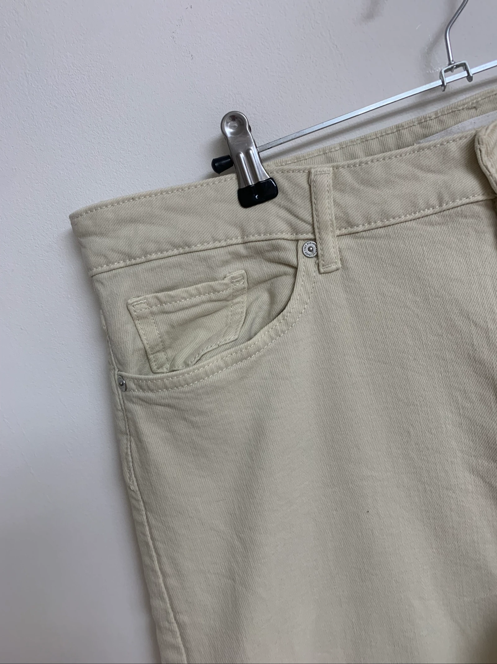Jean taille haute crème matière élastique modèle Sienna Mango – photo 4